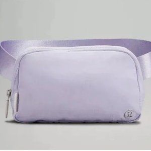 Lulu Lemon Everywhere Belt Bag